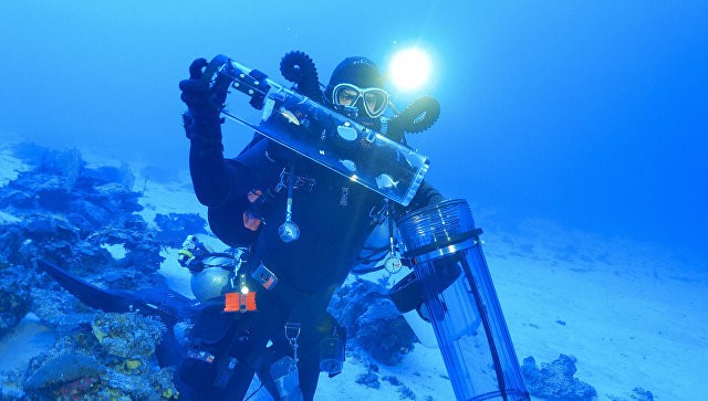 Ученые впервые подняли на поверхность глубинных рыб!